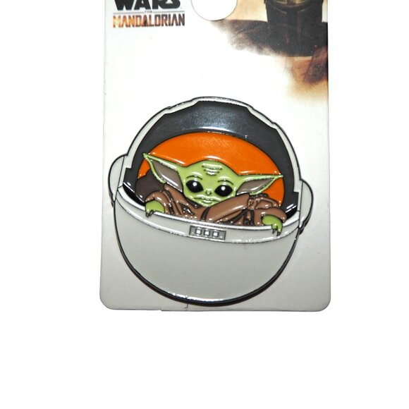 Star Wars: The Mandalorian Grogu (AKA: Baby Yoda/ The Child) Pod Lapel Pin - Picture 2 of 3
